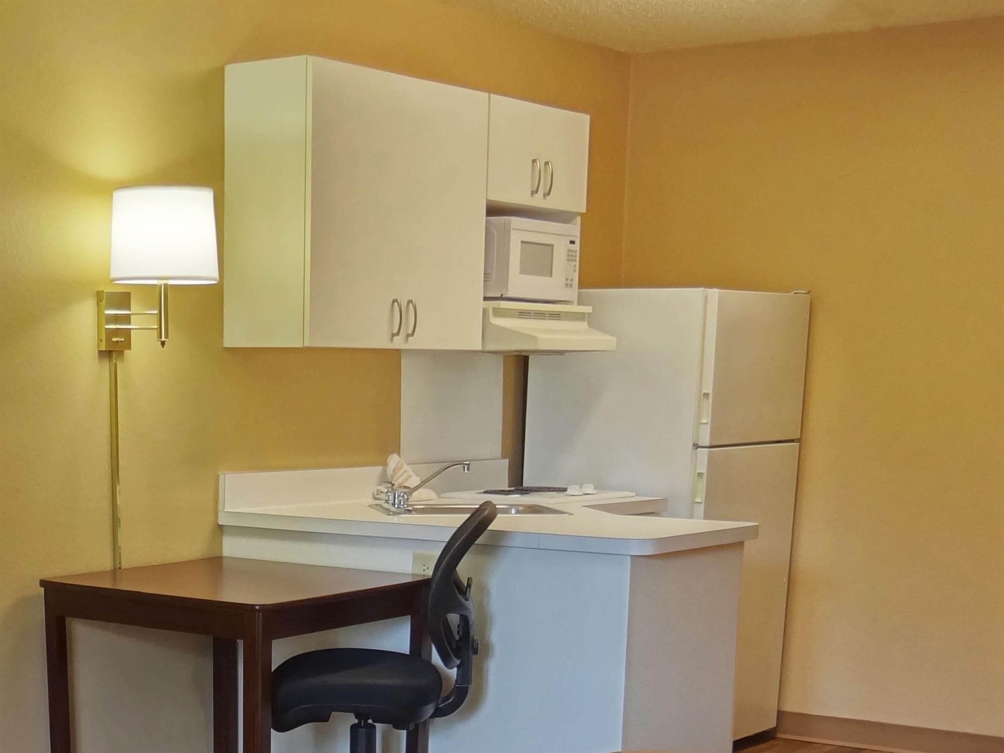 Extended Stay America Select Suites - Columbia - Ft Jackson Bagian luar foto