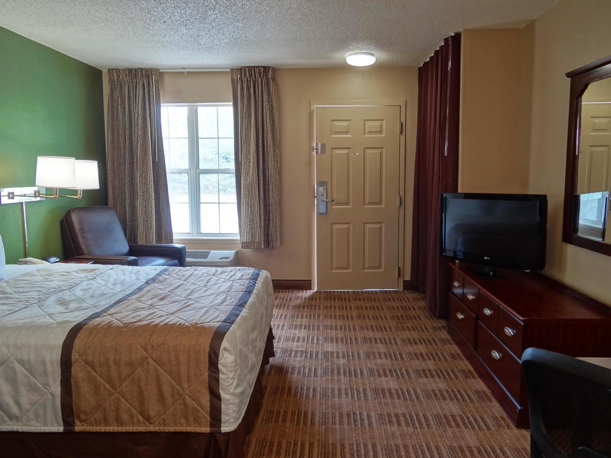 Extended Stay America Select Suites - Columbia - Ft Jackson Bagian luar foto