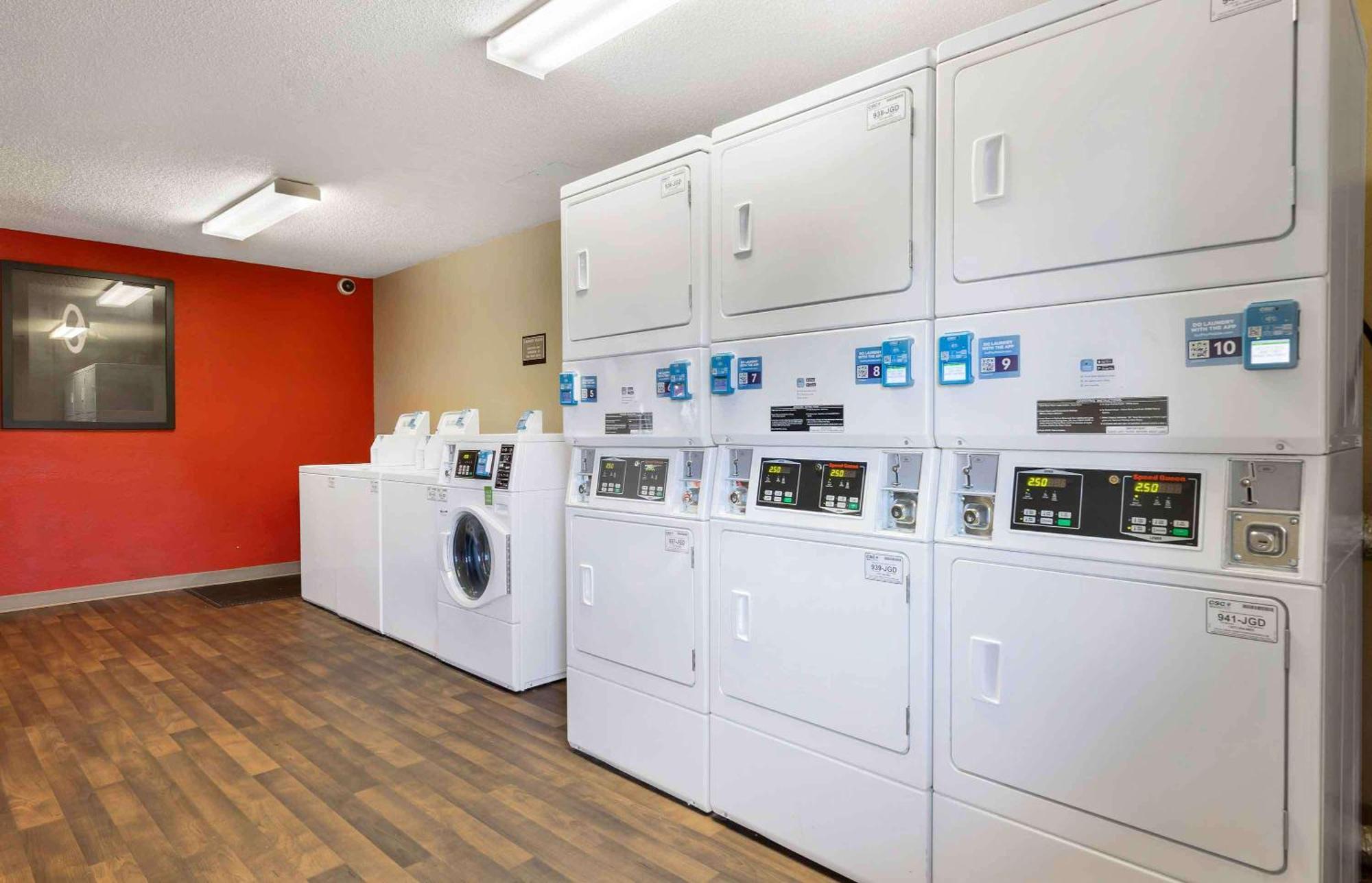 Extended Stay America Select Suites - Columbia - Ft Jackson Bagian luar foto