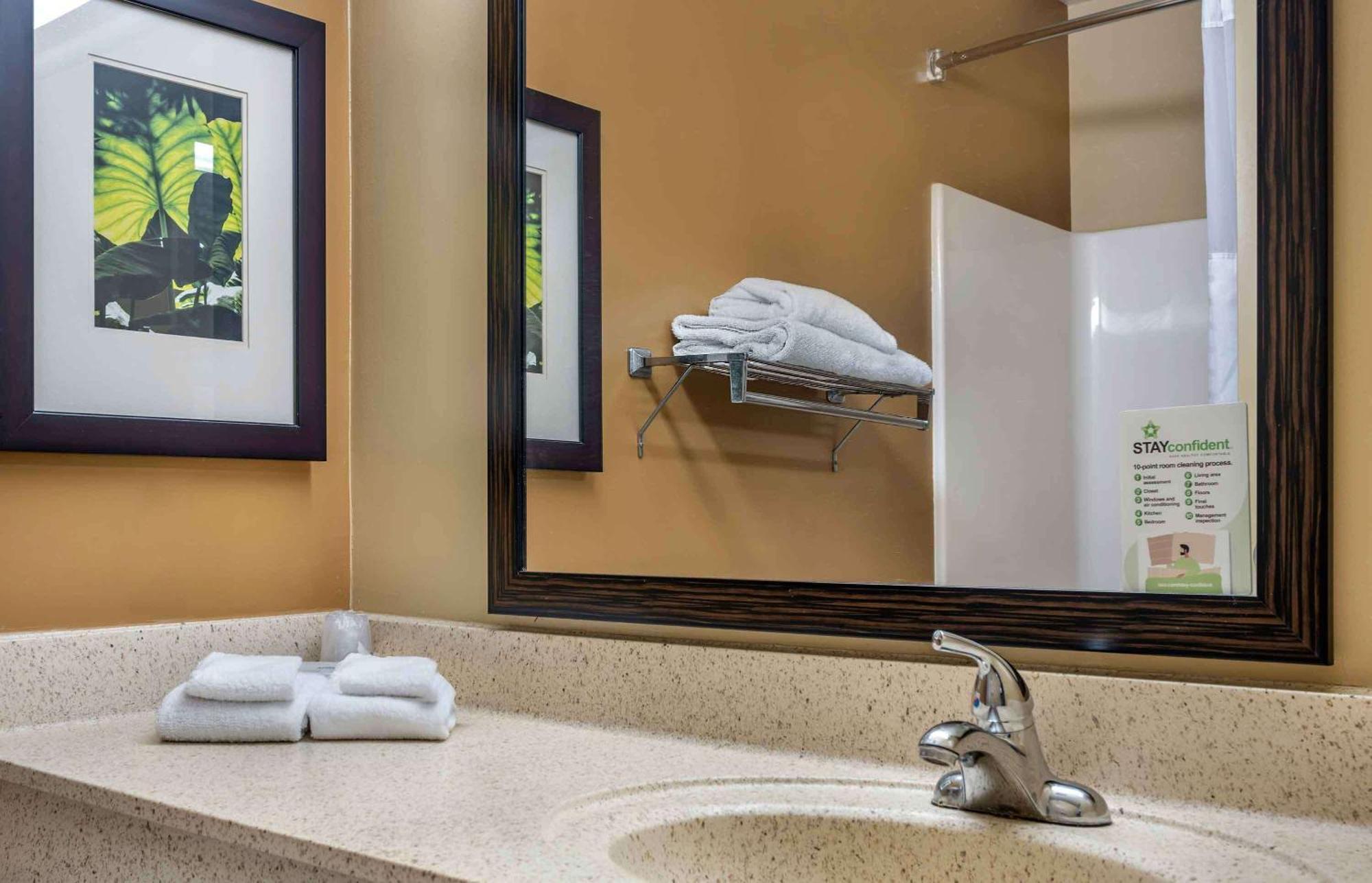Extended Stay America Select Suites - Columbia - Ft Jackson Bagian luar foto