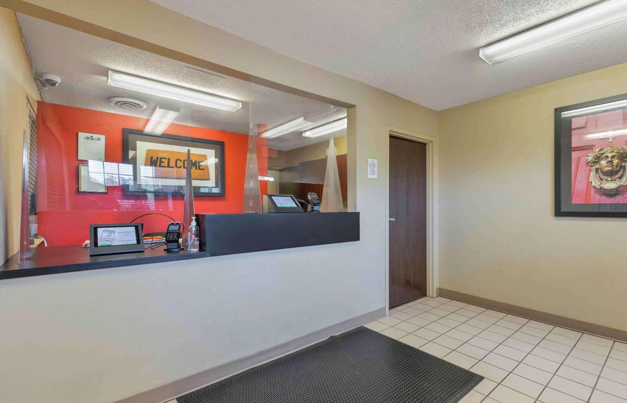 Extended Stay America Select Suites - Columbia - Ft Jackson Bagian luar foto