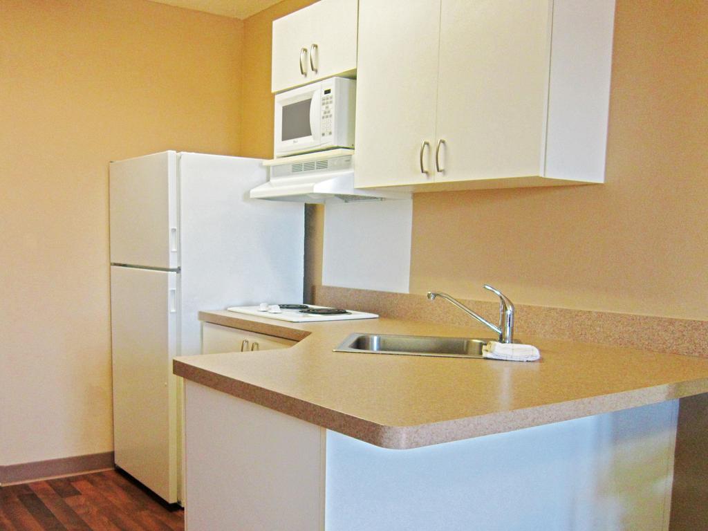 Extended Stay America Select Suites - Columbia - Ft Jackson Bagian luar foto